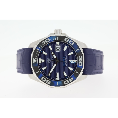 81 - TAG HEUER AQUARACER REFERENCE WAY201P BOX AND PAPERS 2021, circular blue striped dial with applied h... 