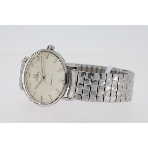 119 - VINTAGE OMEGA SEAMASTER AUTOMATIC, 34mm stainless steel case, front loaded watch. Silver dial with b... 