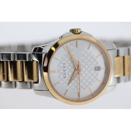 170 - LADIES GUCCI QUARTZ WATCH REFERENCE 126.5, 28mm stainless steel case and snap on case back. A silver... 