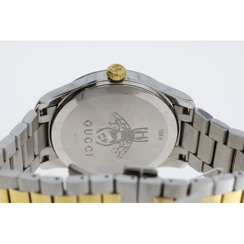 168 - GUCCI QUARTZ WATCH REFERENCE 126.4, approx 38mm stainless steel case, silver dial with Gucci snake. ... 