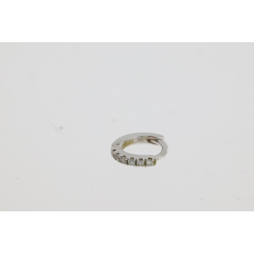 1094 - Hallmarked 375/9ct, diamond set