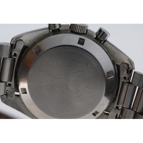 15 - VINTAGE OMEGA SPEEDMASTER PROFESSIONAL REFERENCE 145.012 CIRCA 1967, circular spaced T black dial wi... 