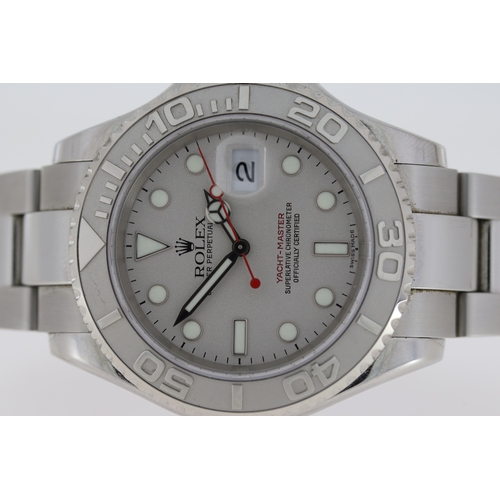 21 - ROLEX YACHTMASTER 40 REFERENCE 16622 CIRCA 2005, circular silver dial with applied hour markers, mer... 