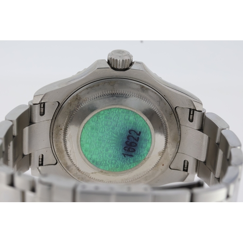 21 - ROLEX YACHTMASTER 40 REFERENCE 16622 CIRCA 2005, circular silver dial with applied hour markers, mer... 