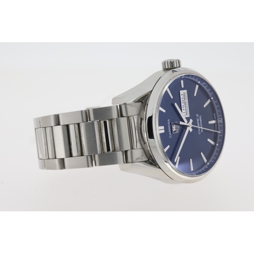47 - TAG HEUER CARRERA CALIBRE 5 AUTOMATIC WATCH WITH BOX, 2022, Approx 41mm stainless steel case with a ... 