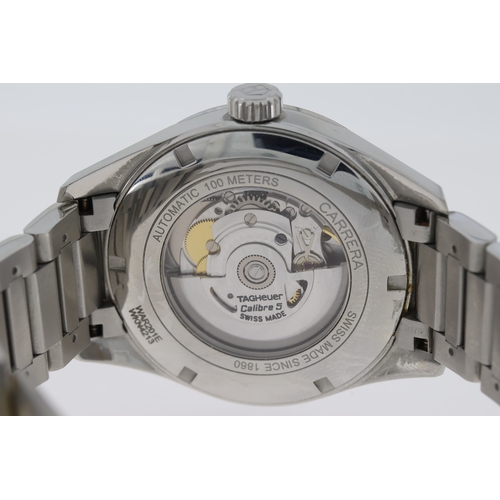47 - TAG HEUER CARRERA CALIBRE 5 AUTOMATIC WATCH WITH BOX, 2022, Approx 41mm stainless steel case with a ... 