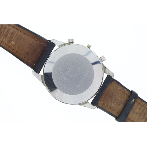 5 - VINTAGE BREITLING NAVITIMER REFERENCE 7806 CIRCA 1973 WITH BOX, circular black tritium dial with bat... 
