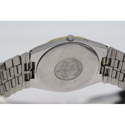 51 - OMEGA SEAMASTER QUARTZ REF 1960225, GREY DIAL WITH APPLIED GOLD HOUR MARKERS, STAINLESS STEEL AND GO... 