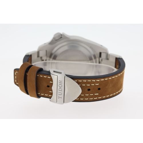9 - TUDOR BLACK BAY P01 REFERENCE 70150 BOX AND PAPERS 2021, circular black dial with cream hour markers... 