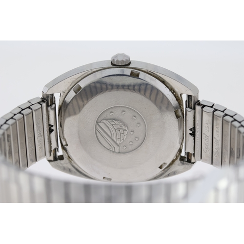 111 - VINTAGE OMEGA CONSTELLATION REFERENCE 168.017 CIRCA 1966, circular silver dial with baton hour maker... 