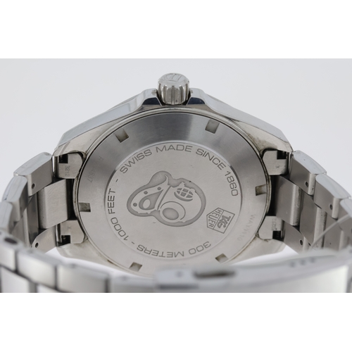 12 - TAG HEUER AQUARACER 300M QUARTZ WATCH REFERENCE WAY1110, W/BOX. Approx 41mm stainless steel case wit... 