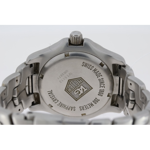 120 - TAG HEUER LINK QUARTZ WATCH REFERENCE WT1112, Professionl 200m. Approx 43mm stainless steel case wit... 