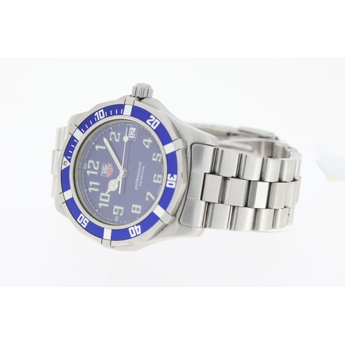 121 - TAG HEUER PROFESSIONAL QUARTZ REFERENCE WM1113, circular blue dial with arabic numeral hour markers,... 