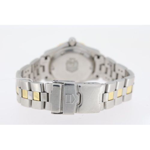 27 - LADIES TAG HEUER AQUARACER QUARTZ WATCH REFERENCE WN1353 W/BOX, Approx 28mm stainless steel case wit... 