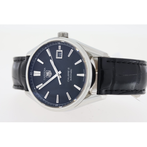 39 - TAG HEUER CARRERA CALIBRE 16 REFERENCE WAR211A-1 / RHU4005 WITH BOX AND BOOKLET, black dial with bat... 