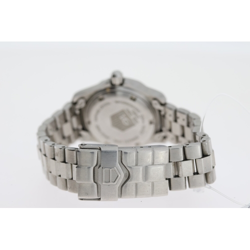 80 - LADIES TAG HEUER 2000 QUARTZ WATCH REFERENCE WK1312-0, Professional 200m. Approx 29mm stainless stee... 