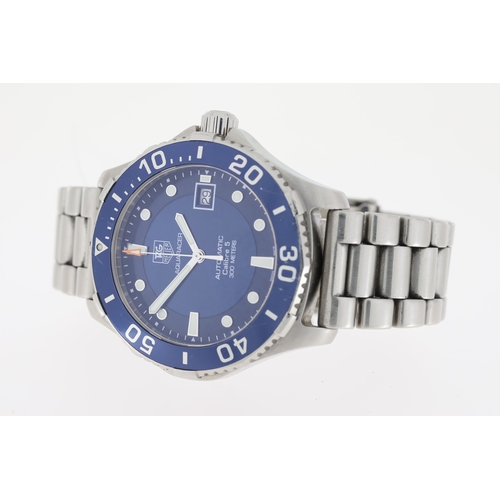 81 - TAG HEUER AQUARACER 3OOM AUTOMATIC REFERENCE WAN2111, Approx 41mm stainless steel case with a screw ... 