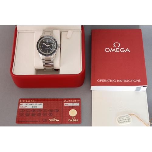 40 - OMEGA SEAMASTER 300 WITH BOX AND PAPERS 2015, reference 233.30.41.21.01.001, circular black sandwich... 