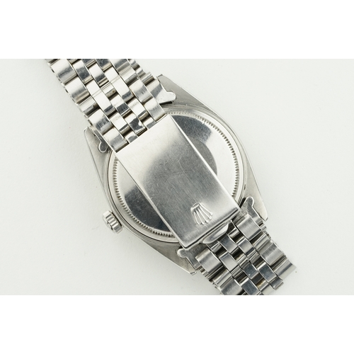 162 - ROLEX OYSTER PERPEPTUAL DATEJUST REF. 1601 CIRCA 1967, circular silver dial with hour markers and ha... 