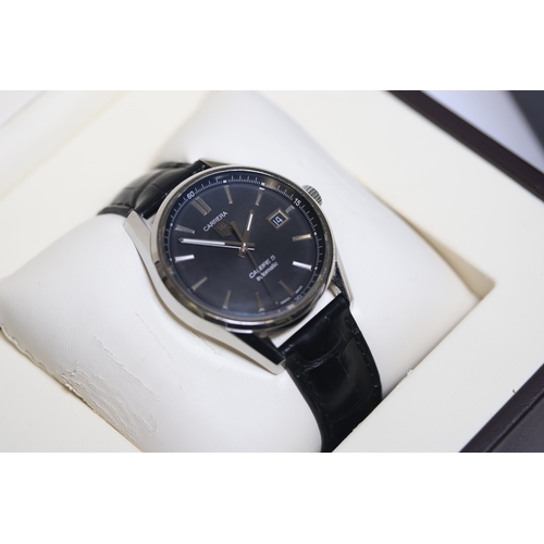 39 - TAG HEUER CARRERA CALIBRE 16 REFERENCE WAR211A-1 / RHU4005 WITH BOX AND BOOKLET, black dial with bat... 