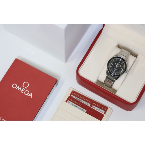 40 - OMEGA SEAMASTER 300 WITH BOX AND PAPERS 2015, reference 233.30.41.21.01.001, circular black sandwich... 