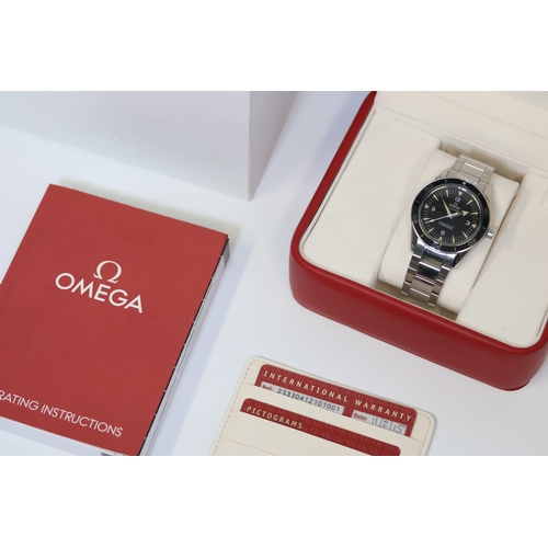 40 - OMEGA SEAMASTER 300 WITH BOX AND PAPERS 2015, reference 233.30.41.21.01.001, circular black sandwich... 