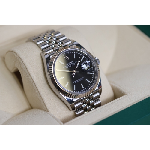 211 - ROLEX DATEJUST 36 BLACK REFERENCE 12634 BOX AND PAPERS 2019, circular sunburst black dial with gold ... 