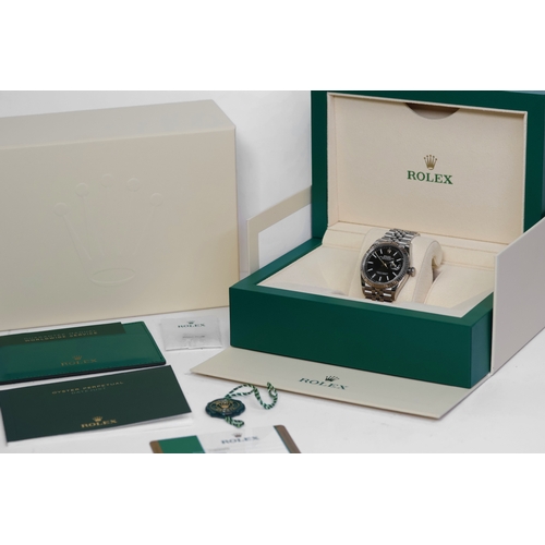 211 - ROLEX DATEJUST 36 BLACK REFERENCE 12634 BOX AND PAPERS 2019, circular sunburst black dial with gold ... 