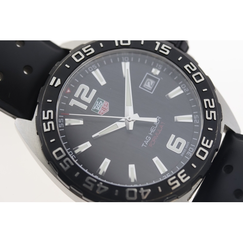 135 - TAG HEUER FORMULA 1 REFERENCE WAZ1110, circular black dial with baton hour markers, quickset date ap... 