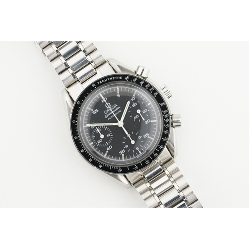 62 - OMEGA SPEEDMASTER AUTOMATIC CHRONOGRAPH W/ GUARANTEE CARD REF. 35105000, cirular black dial with hou... 