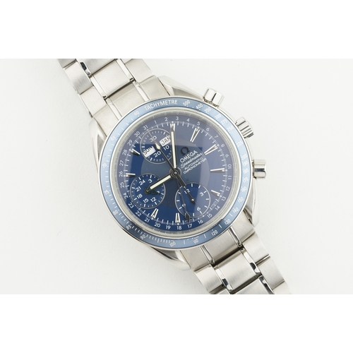 67 - OMEGA SPEEDMASTER DAY DATE CALENDAR AUTOMATIC CHRONOGRAPH W/ GUARANTEE CARD REF. 32228000 CIRCA 2009... 