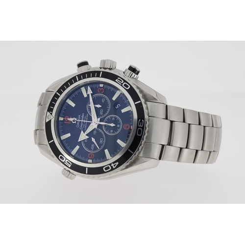 124 - *To Be Sold Without Reserve* OMEGA SEAMASTER PLANET OCEAN CHRONOGRAPH CIRCA 2006, circular black dia... 