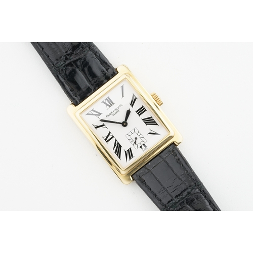 88 - PATEK PHILLIPE GONDOLO 18CT GOLD W/BOX REF. 5010 CIRCA 2000, Rectangular white dial with roman numer... 