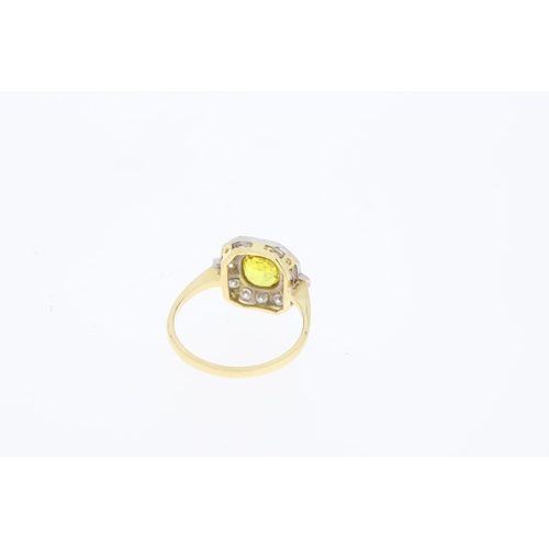 1005 - Yellow gold, yellow sapphire and diamond ring. (Yellow sapphire 1.40 carats, diamonds 0.55 carats in... 