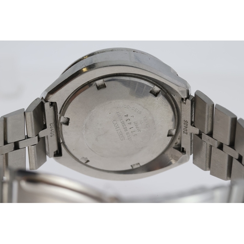 16 - Brand: ***AS FOUND*** Seiko
 Model Name: Bullhead
 Reference: 6138-0040
 Complication: Chronograph
 ... 