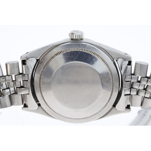 25 - Brand: ROLEX
 Model Name: EXPLORER
 Reference: 1016
 Movement: Automatic
 Year: CIRCA 1960
 Dial col... 