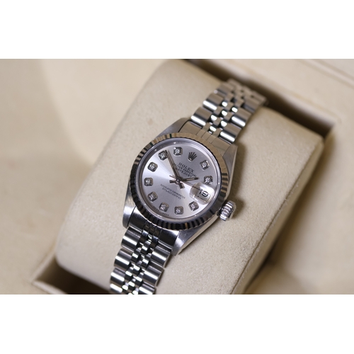 60 - Brand: ROLEX
 Model Name: DATEJUST 26
 Reference: 69174
 Movement: Automatic
 Box: YES
 Papers: YES
... 