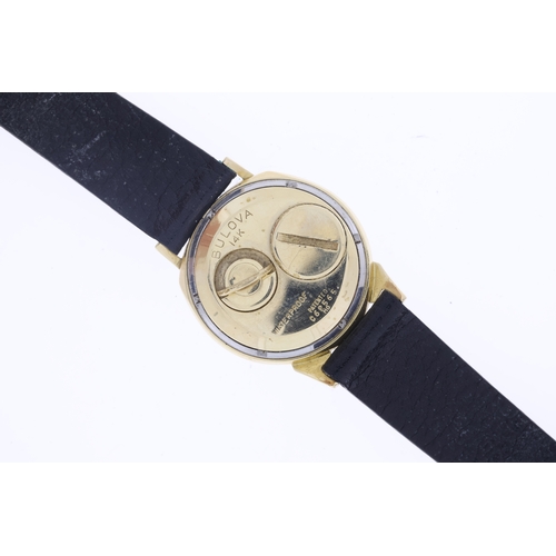 62 - Possessions of Sir Denning Pearson, the Chief Engineer at Rolls Royce. Vintage Dunhill Rollagas Blac... 