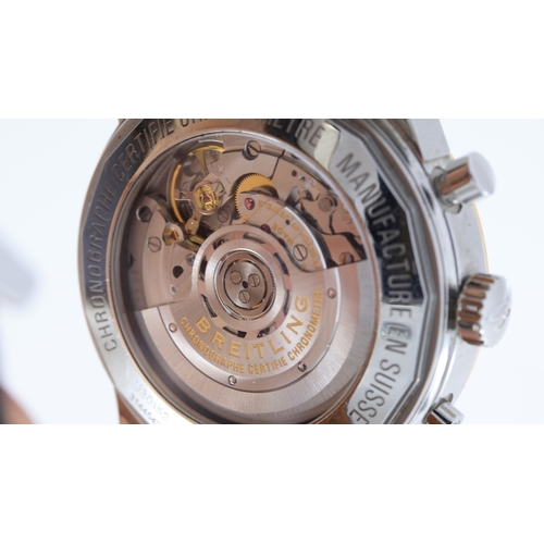 106 - Brand: Breitling
 Model Name: Transocean 
 Reference: UB0152
 Movement: Automatic
 Box: Inner and ou... 