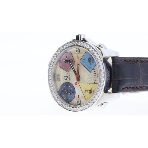 132 - Brand: Jacob & Co
 Model Name: Five Time Zones 
 Movement: Quartz
 Year: Circa 2000's
 Dial shape: C... 