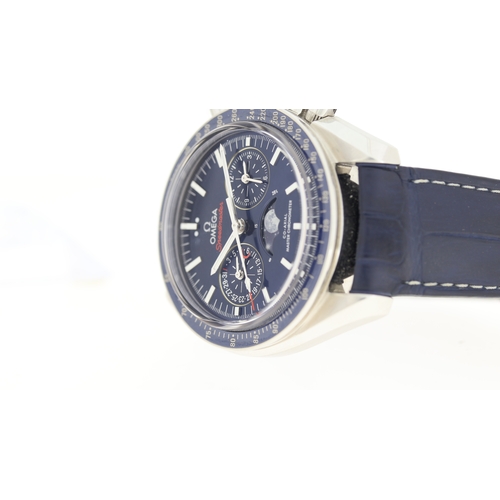 156 - Brand: Omega
 Model Name: Speedmaster 
 Reference: 304.33.44.52.03.001
 Movement: Automatic
 Box: Fu... 