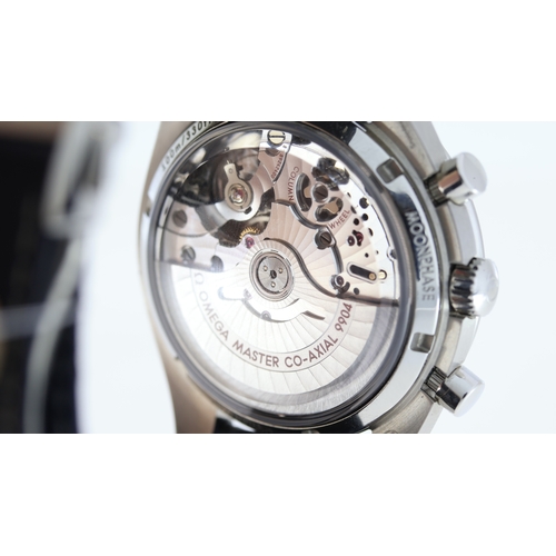 156 - Brand: Omega
 Model Name: Speedmaster 
 Reference: 304.33.44.52.03.001
 Movement: Automatic
 Box: Fu... 