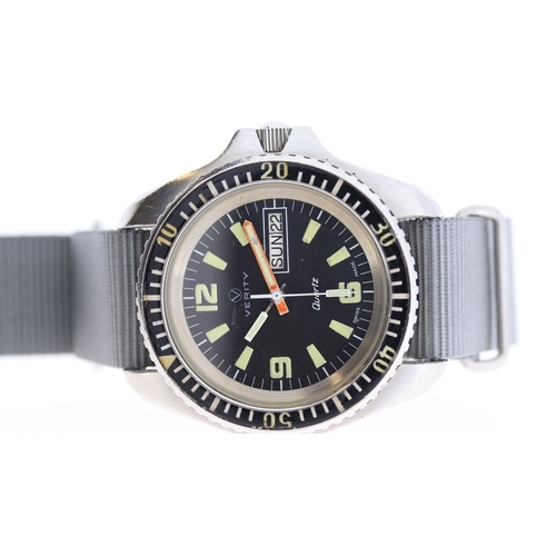 176 - Brand: Verity
 Model Name: Divers Watch 
 Movement: Quartz
 Year: Circa 1980's
 Dial shape: Circular... 