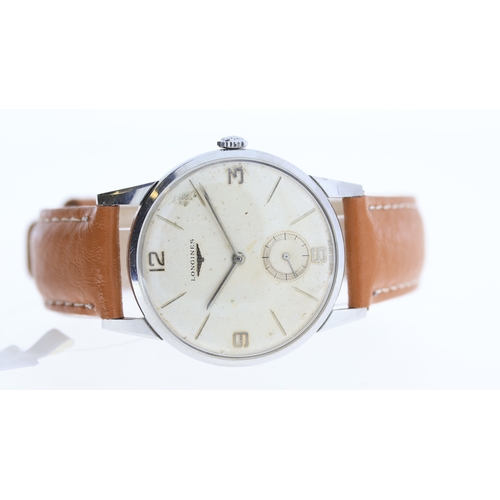 178 - Brand: Vintage Longines
 Model Name: Oversized 
 Reference: 8888-21
 Movement: Manual Wind
 Year: 19... 