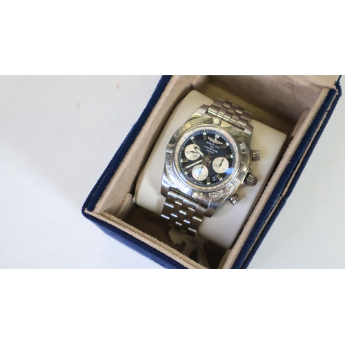 21 - Brand: Breitling
 Model Name: Chronomat 
 Reference: AB0110
 Movement: Automatic
 Box: Service box
 ... 