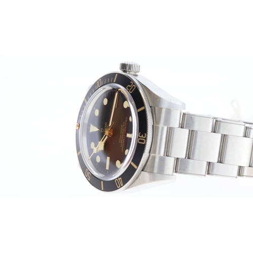 3 - Brand: Tudor
 Model Name: Black Bay 58 
 Reference: 79030
 Movement: Automatic
 Year: 2022
 Box: Ful... 