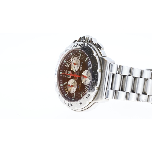 5 - Brand: Tag Heuer
 Model Name: Indy 500 
 Reference: CAC111B-O
 Movement: Quartz
 Box: inner box
 Dia... 