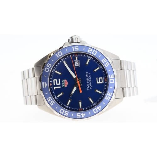 71 - Brand: Tag Heuer
 Model Name: Formula 1 
 Reference: WAZ1010
 Movement: Quartz
 Dial shape: Circular... 