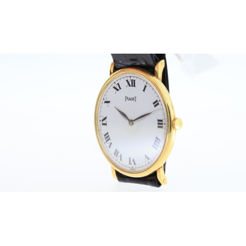 82 - Brand: Piaget
 Model Name: Dancer 
 Reference: 9025
 Movement: Manual Wind
 Dial shape: Circular
 Di... 