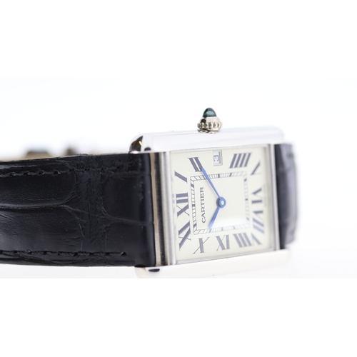 10 - Brand: Cartier
 Model Name: Tank Louis 
 Reference: 2678
 Movement: Quartz
 Dial shape: Square
 Dial... 